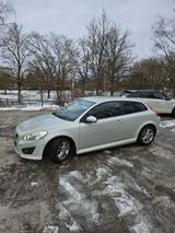 Volvo C30 R-Design - Volvo: V30