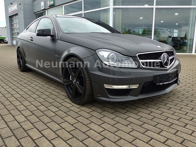 Mercedes-Benz C 63 AMG C -Klasse Coupe C 63 AMG *Pano*NAVI*PDC