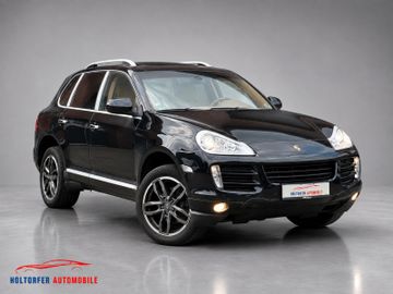 Porsche Cayenne - 1