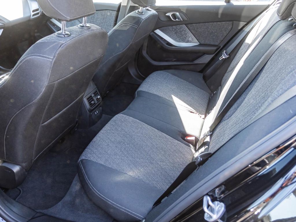 BMW 118 - Bild 11