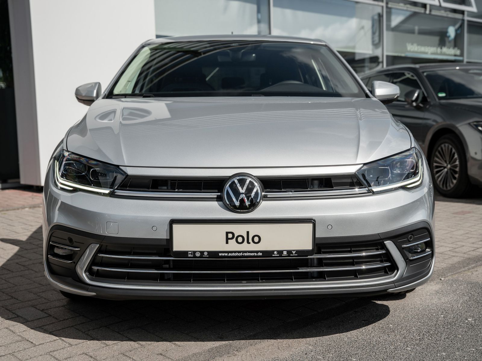 Volkswagen Polo Style Virtual ACC KlimaA LED PDC SHZ AUT imagem 3