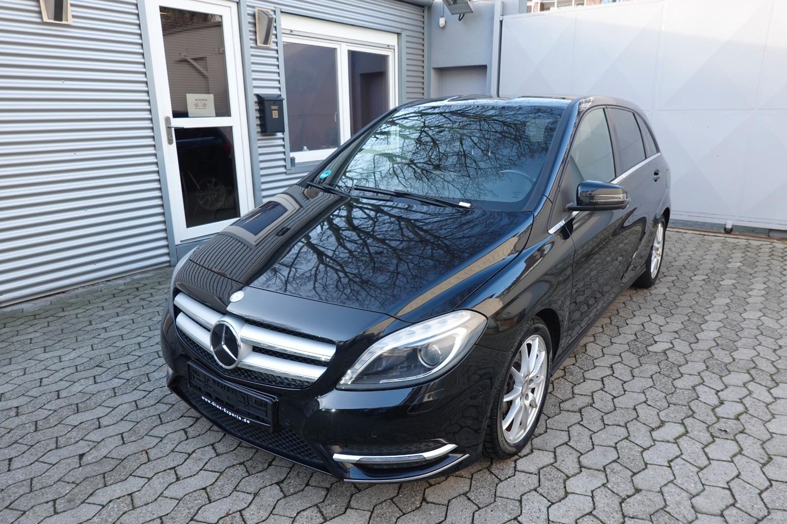 Mercedes-Benz B 220 4Matic Tempomat BiXenon NAVI StandHeizung