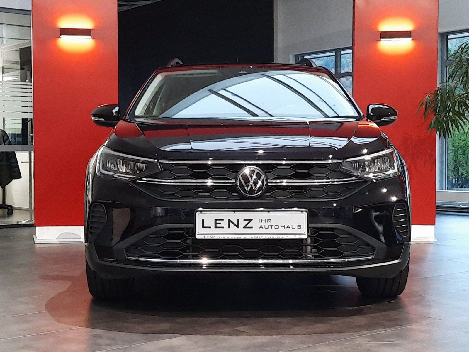 Fahrzeugabbildung Volkswagen Taigo Goal TSI DSG *AHK*Navi*Cam*