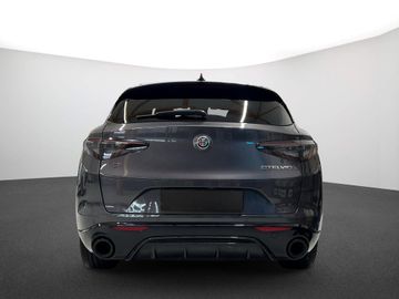 Alfa-Romeo Stelvio - 3