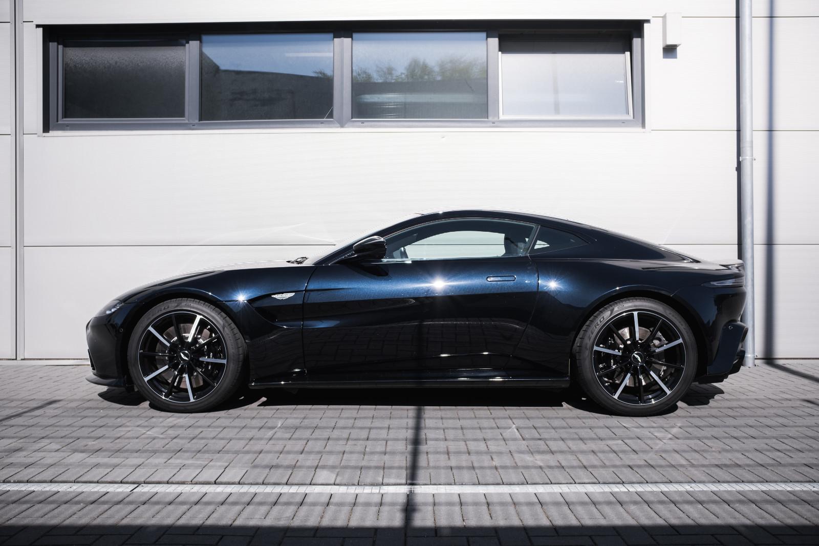 Aston Martin V8 Vantage 4.0 V8 - Sitzbelüftung-Service neu