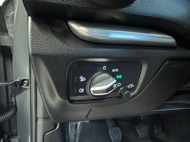 MYAUTOCENTER – Gebraucht- und Jahreswagen mit Werkstattservice in Pfaffenhofen Audi A3 Sportback sport *1. Hand*Klima*Navi*Xenon*BT*