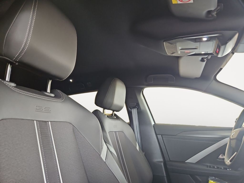 Fahrzeugabbildung Opel Astra Sports Tourer 1.2 Turbo Automatik GS Navi