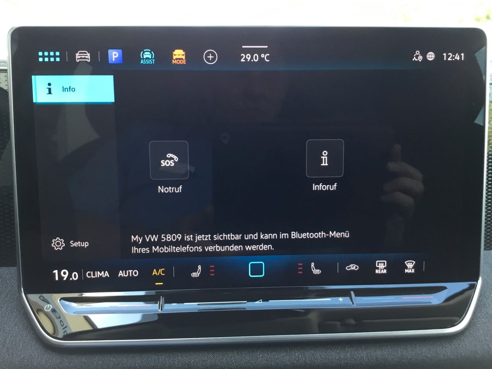 Fahrzeugabbildung Volkswagen Tiguan 1.5 eTSI DSG+AHK+LED+Kamera+Sitzheizung