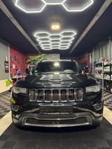 Jeep Grand Cherokee Limited 3.0 V6 M.-Jet 4x4 AHK - Jeep Grand Cherokee Limited mit Diesel-Antrieb