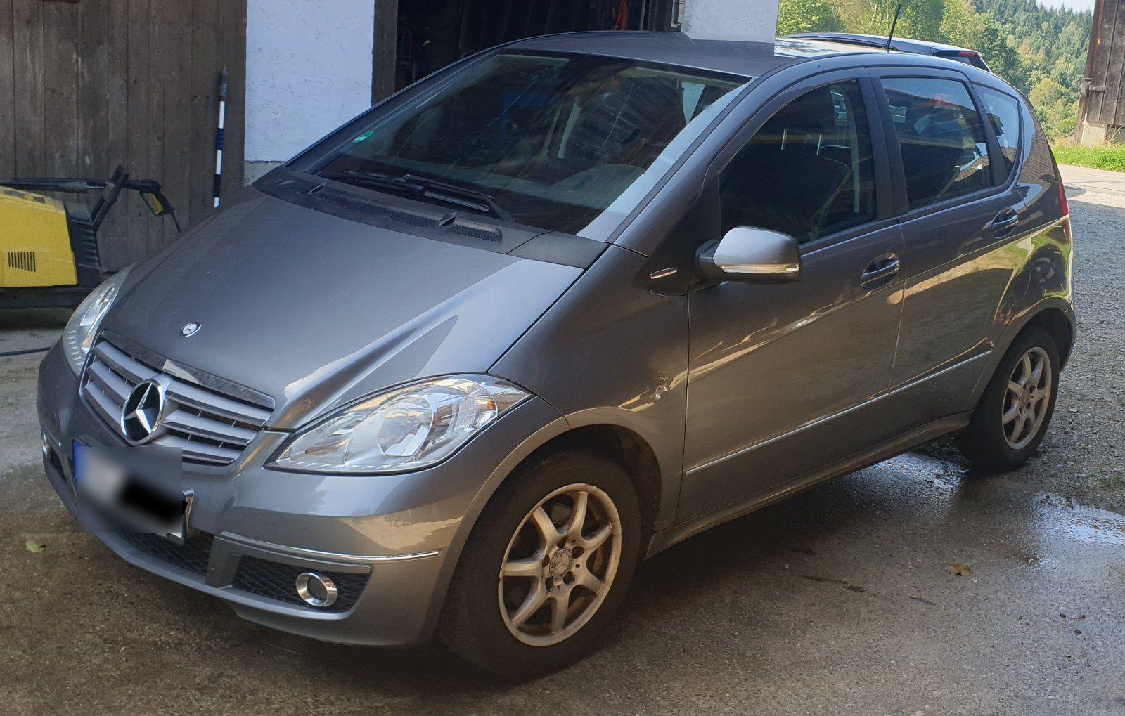 Mercedes-Benz A 180