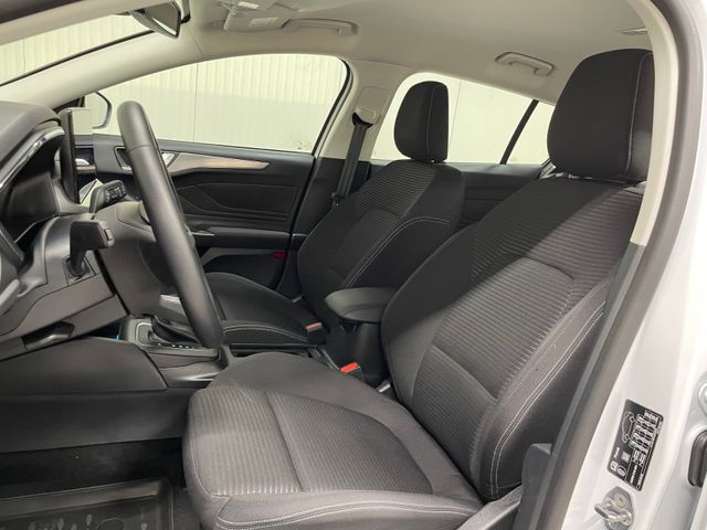 Focus Turnier Titanium 1.0 EcoBoost KAMERA SHZ