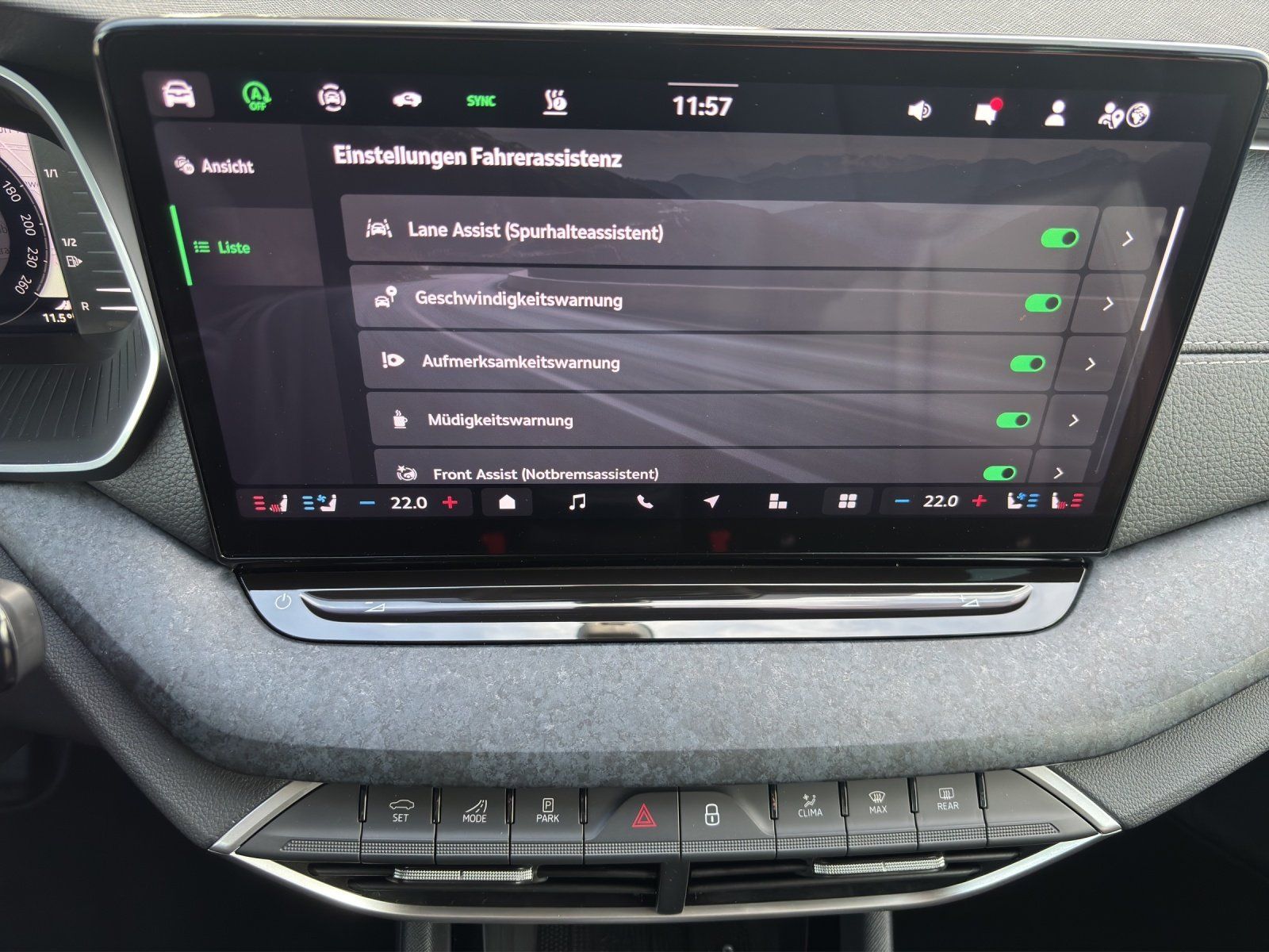 Fahrzeugabbildung SKODA Octavia Combi Balance 1,5TSI110kW DSG/AHK/Stahzg