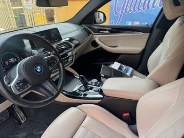 BMW X4 - 11