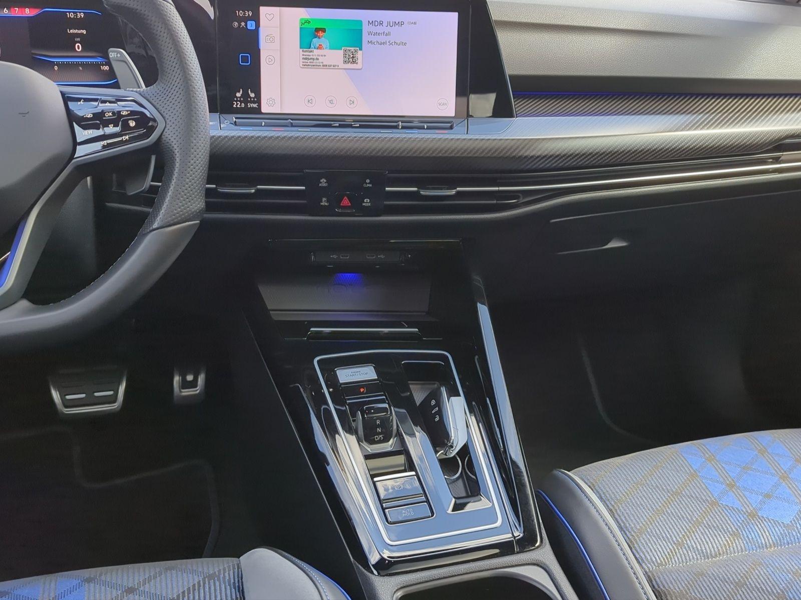 Volkswagen Golf VIII 2,0 TSI R Performance 4Motion Pano Kam, миниатюра 5