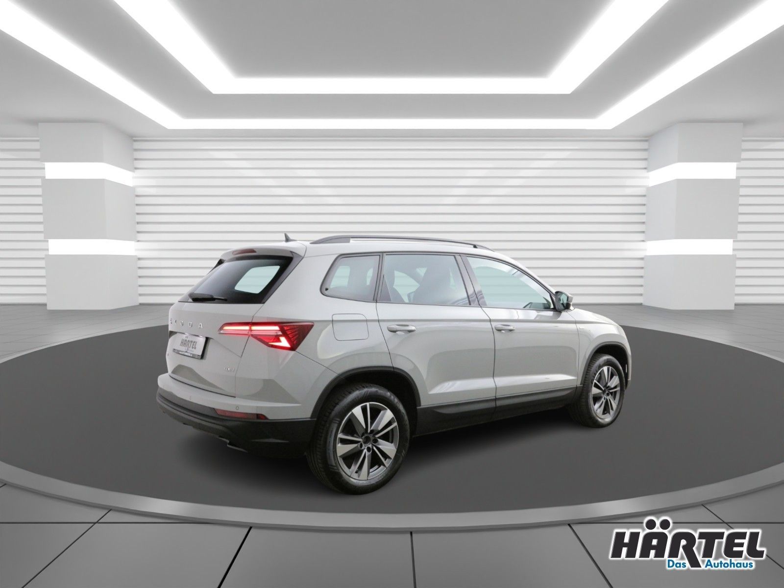 Skoda KAROQ TOUR 4X4 2.0 TDI DSG (+EURO6+ALLRAD) Navi imagem 3