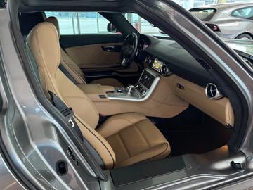 صورة مصغرة 19 لـ 2011 Mercedes-BENZ SLS AMG