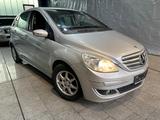 Mercedes-Benz B 150 B -Klasse B 150*AUTOMATIK*NAVI*TÜV NEU*1.H - gebrauchte Mercedes-Benz B-Klasse aus dem Jahr 2006