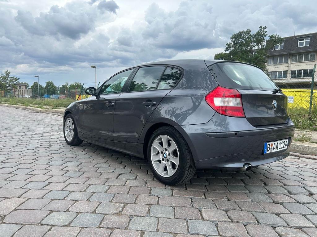 BMW 120