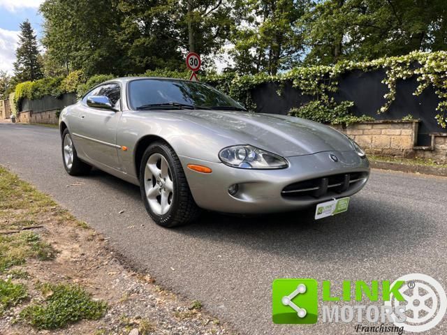 Jaguar JAGUAR XK8 4.0 Coupé