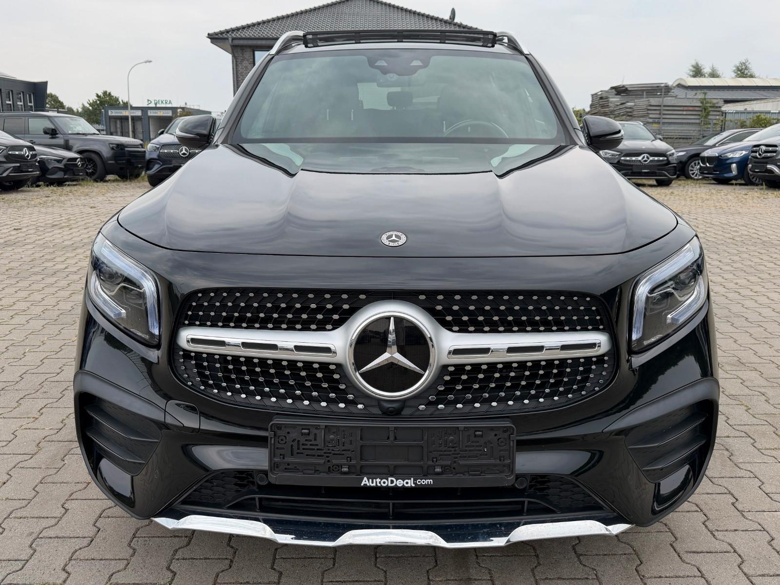 Mercedes-Benz GLB 200d AMG Line 7 Sitze Panoramadach * ACC