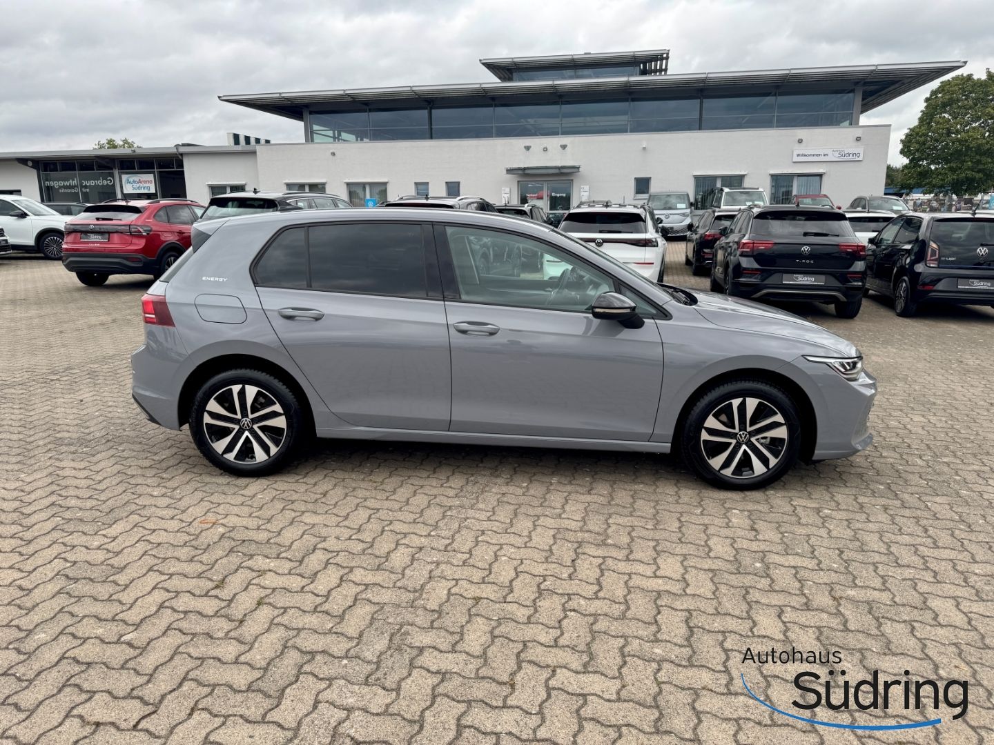 Golf 1,5 eTSI Energy DSG AHK Navi ACC Rückfahrk.