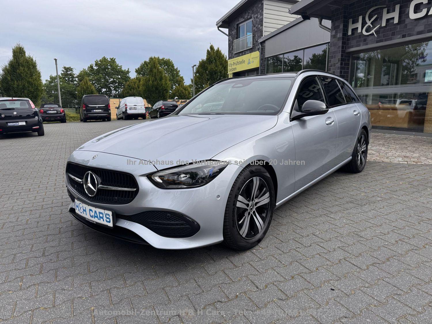 Mercedes-Benz C 220 T d Avantgarde Night Ambiente Pano Kamera 