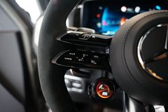 MERCEDES-BENZ G 63 AMG | Superior | Carbon | SD | classicgrau MERCEDES-BENZ G 63 AMG | Superior | Carbon | SD | classicgrau