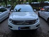 Volkswagen Tiguan 2.0 TDI DSG 4MOTION LOUNGE Sport & St... - Volkswagen Tiguan in Kiel
