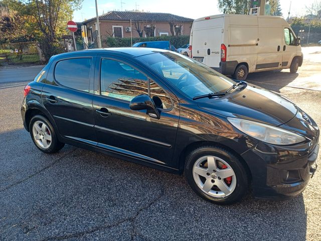 Peugeot 207 1.4 8V 75CV 5p.