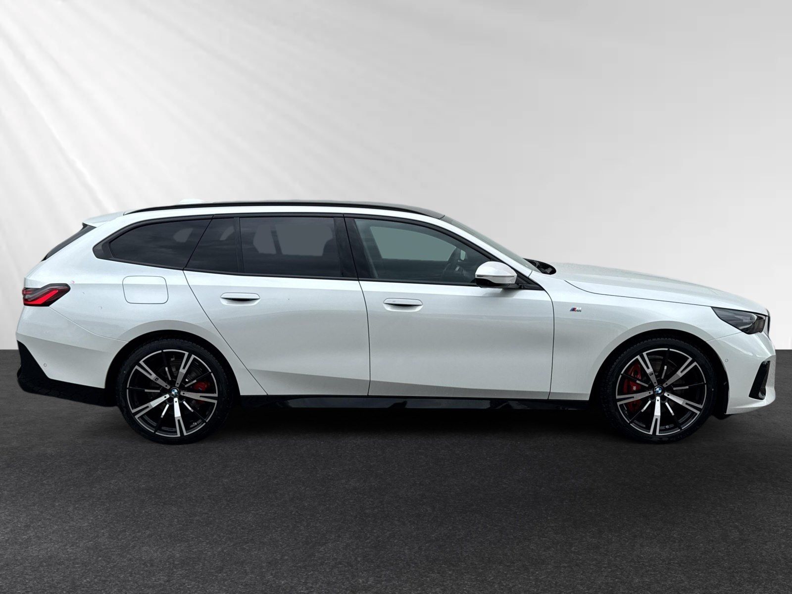 BMW i5 eDrive40 Touring M Sport Pro Pano Harman Kard foto 2
