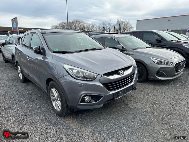 Hyundai ix35 2.0 CRDi Xenon, Navi & P-Dach 4WD Aut.