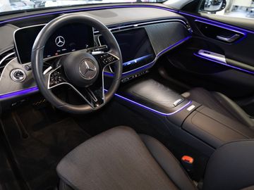 Mercedes E 200 - 7