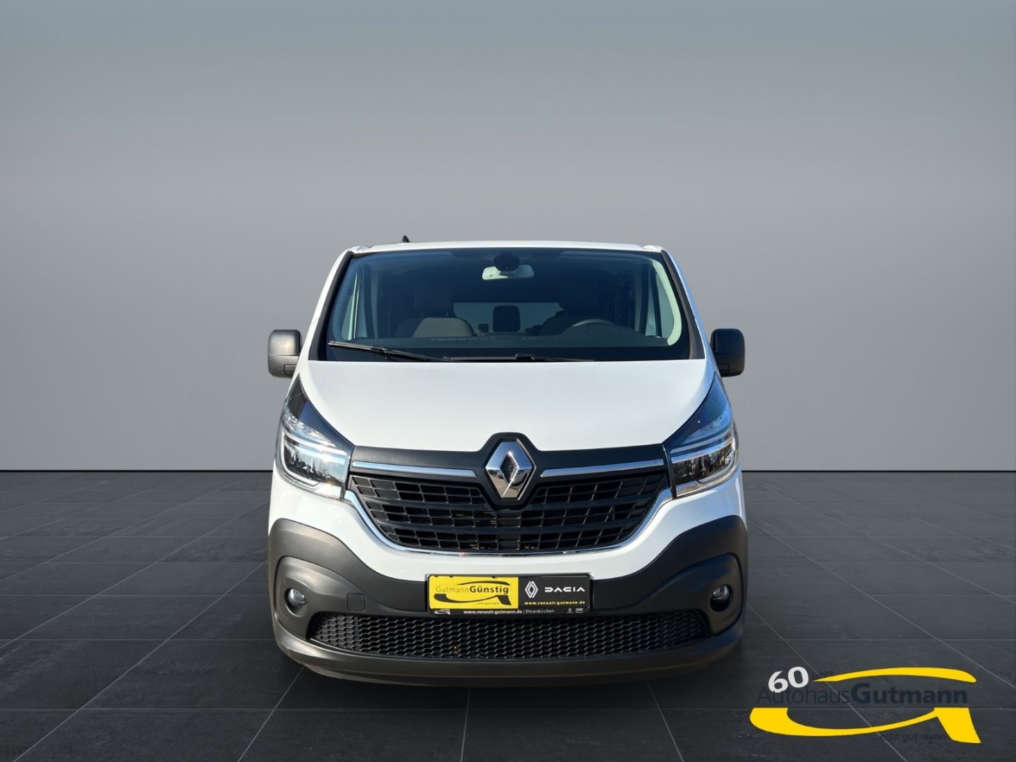 Fahrzeugabbildung Renault Trafic Combi L2H1 3,0t Life 2.0 dCi 120 ENERGY E