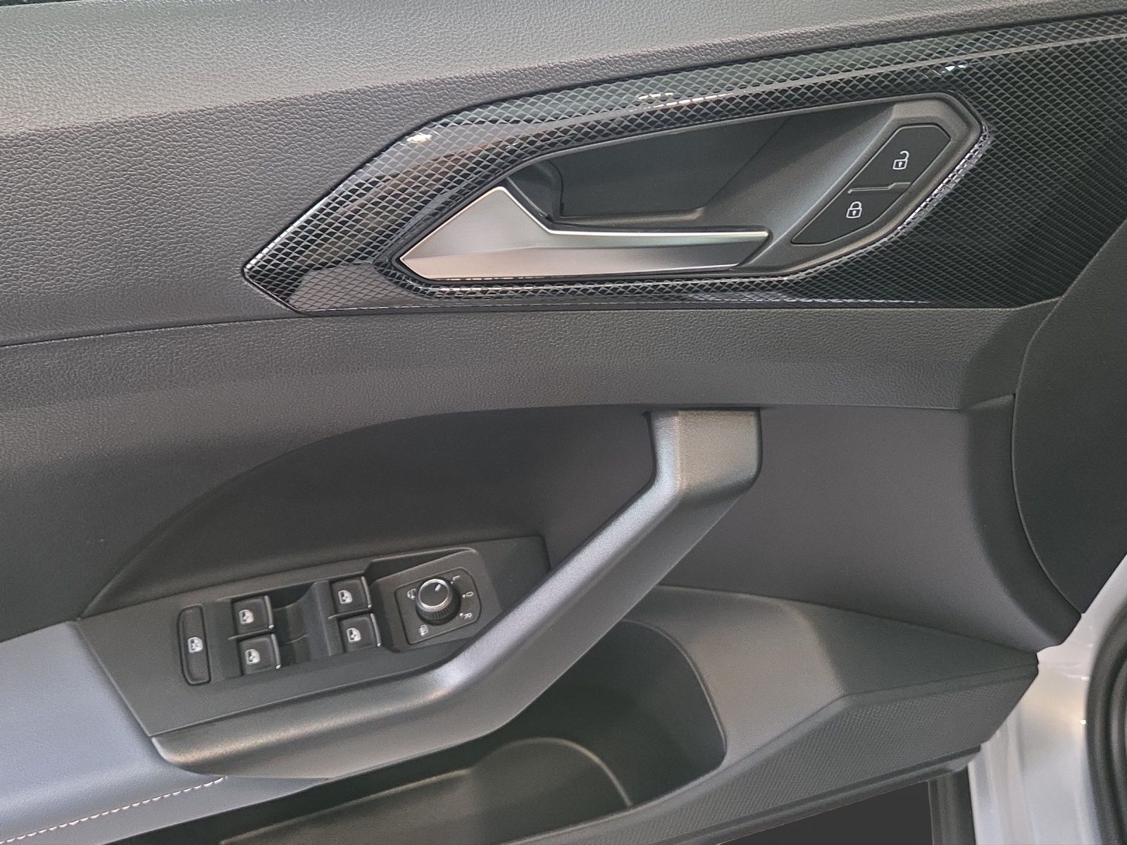 Volkswagen T-Cross - Bild 10