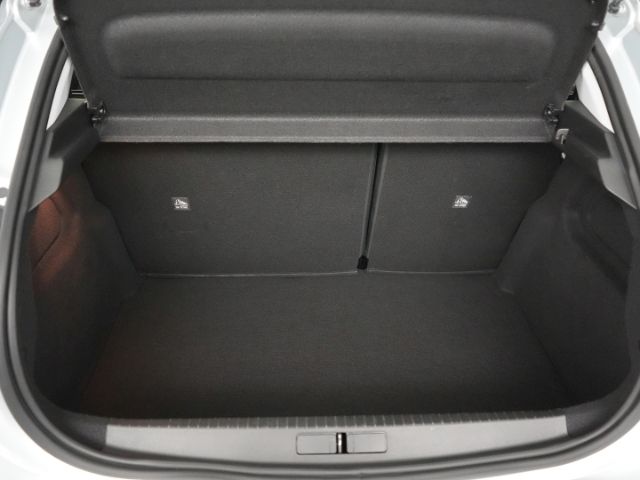 Corsa F FACELIFT+LED+RÜCKFAHRKAMERA+SITZ-/LENKRA