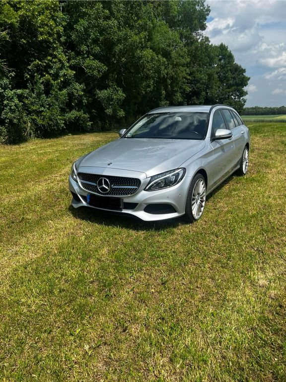 Image of Mercedes-Benz C 200