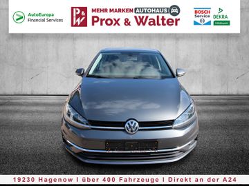 Volkswagen Golf - 1