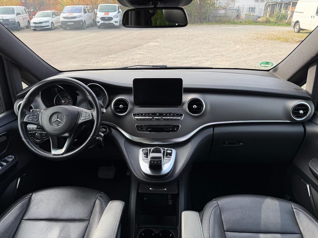 Mercedes-Benz V 250