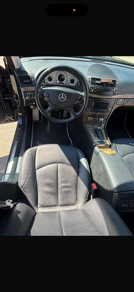 Mercedes-Benz E200 2009 — photo 8