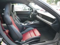 992