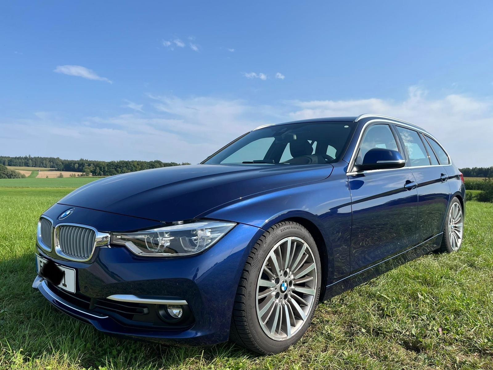 BMW 330i Touring Luxury Line Autom. Luxur...