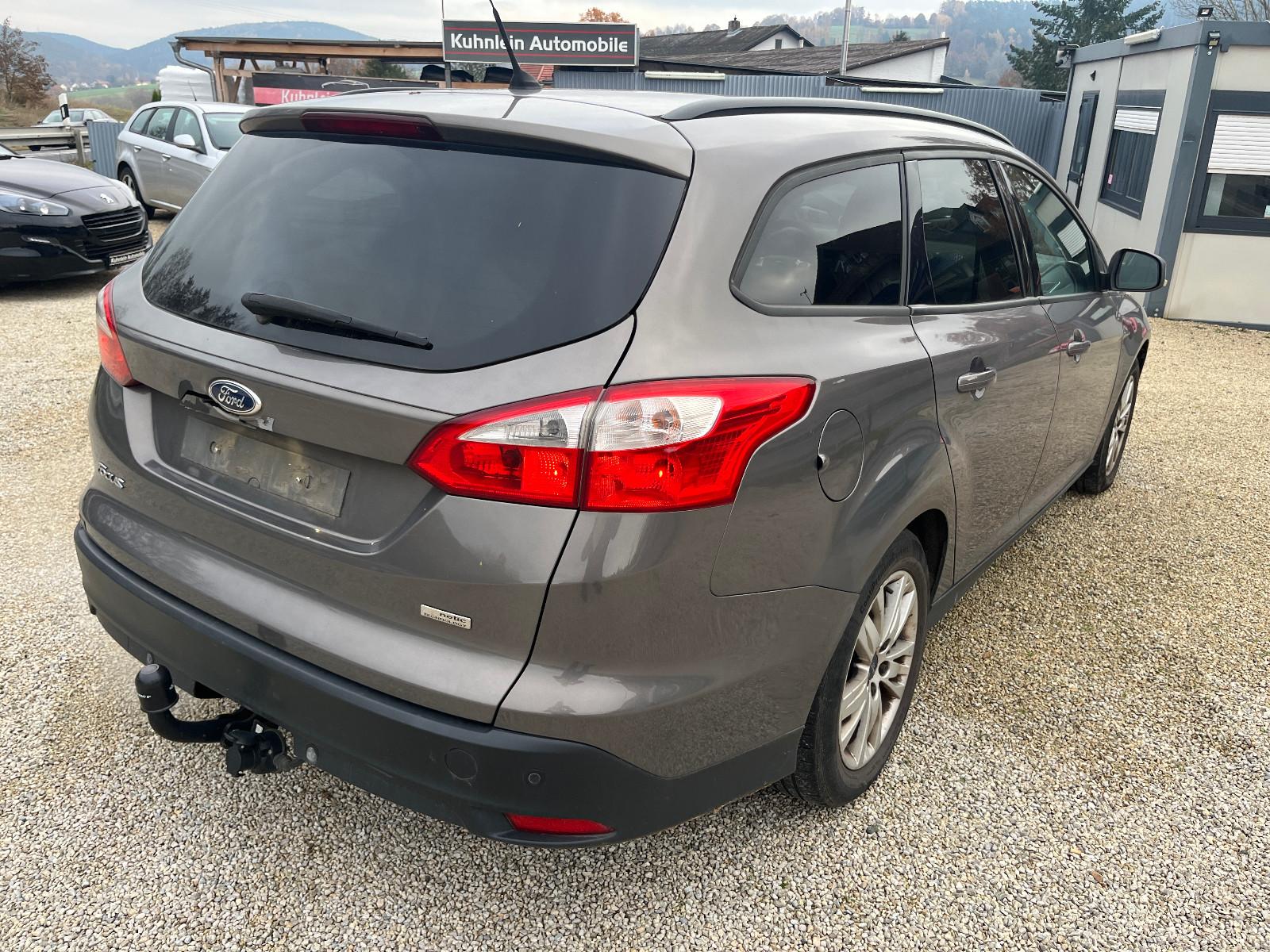 Ford Mondeo 2011 — photo 14