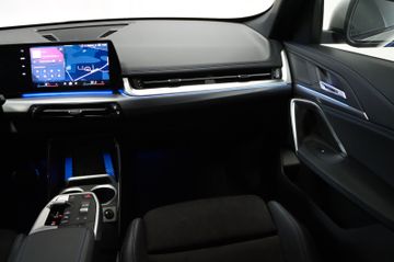 Fahrzeugverkauf 23 BMW X1 18 i sDrive M Sport Kamera Navi LED