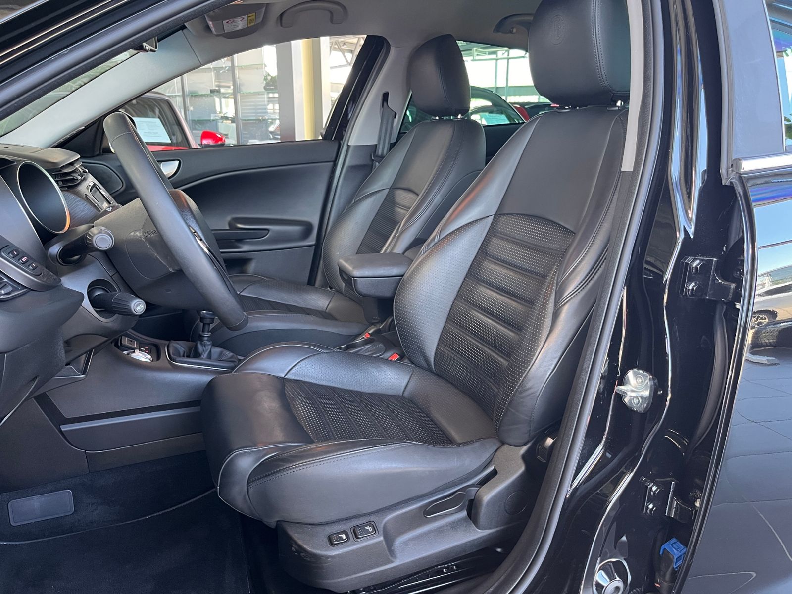 Fahrzeugabbildung Alfa Romeo Giulietta Lusso Ti BOSE XENON NAVI