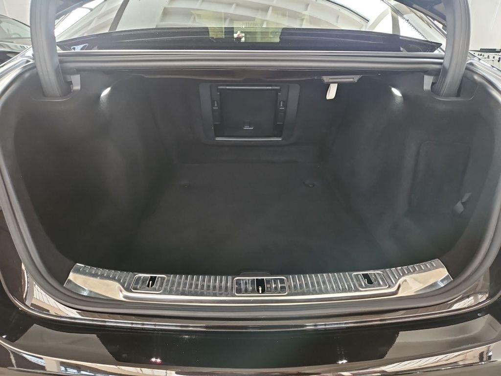 Fahrzeugabbildung Mercedes-Benz S 400 d 4M lang AMG SDHZ Massage 3D Chauffeur TV