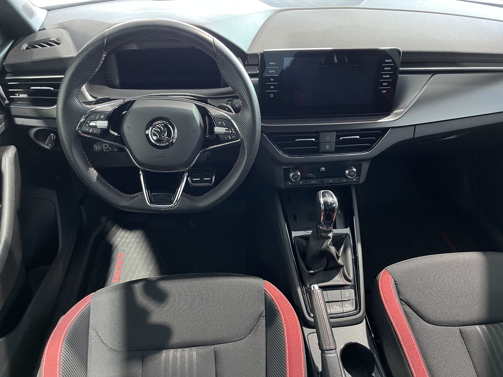 Fahrzeugabbildung SKODA Kamiq Monte Carlo 1.5 TSI*Pano*Cam*ACC*Virtual*