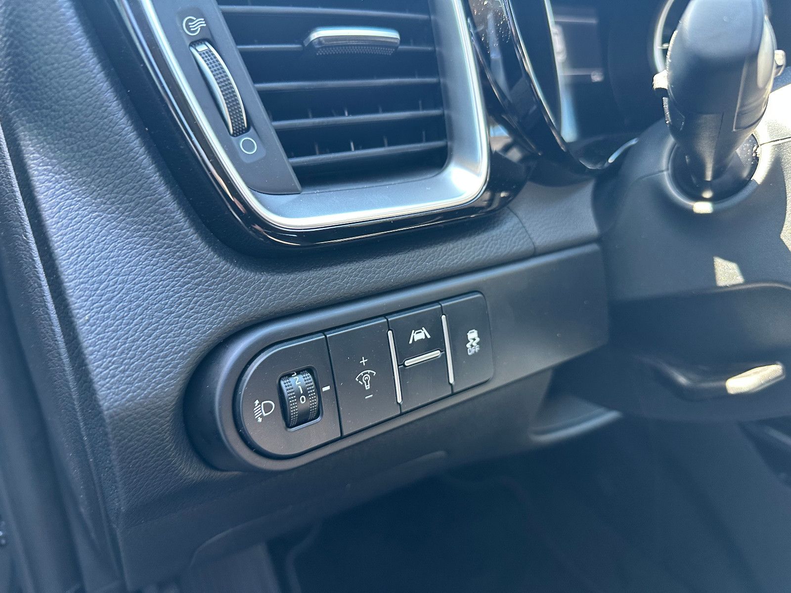 Fahrzeugabbildung Kia Ceed 1.5 T-GDI 48V DCT Ultimate Ed. Style JBL