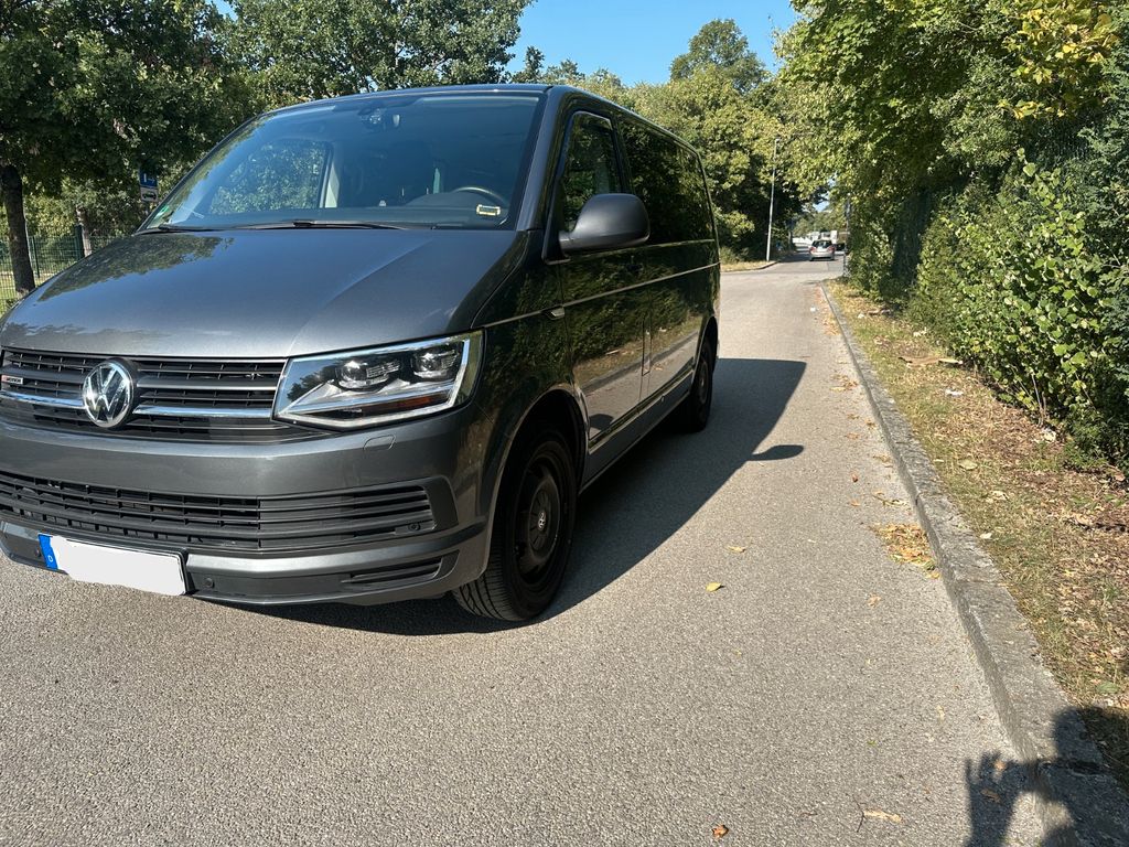 Image of Volkswagen T6 Multivan