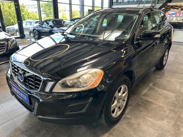 Volvo XC60 Momentum AWD *Xenon*Leder*