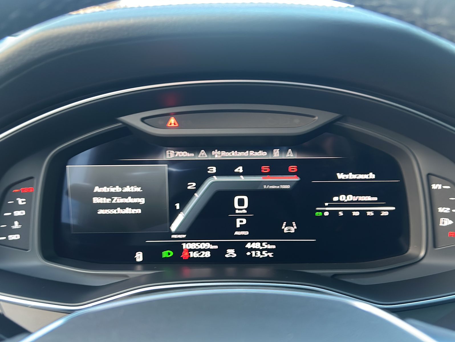 Fahrzeugabbildung Audi A6  Avant 40 TDI design